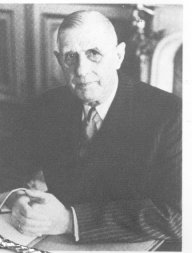 Gaulle (Charles de ) Photo Institut Charles de Gaulle) du dictionnaire d' Histoire de France de  Perrin  Alain Decaux et Andr Castelot Librairie Acadmique Prrin  P 436